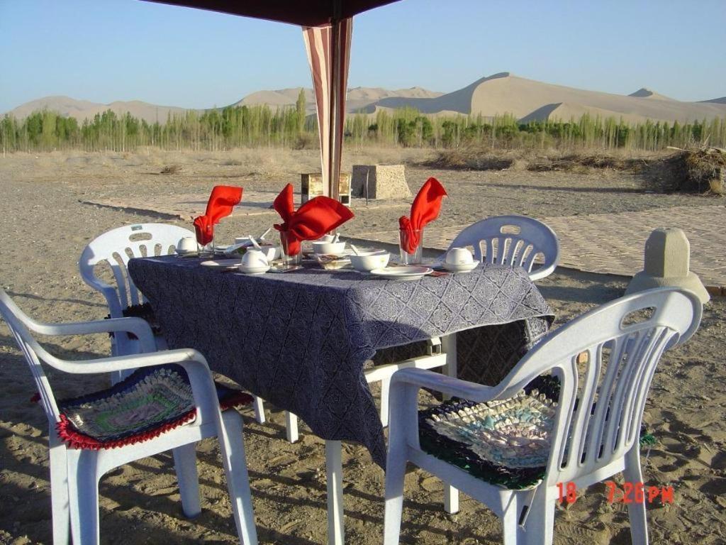 The Silk Road Dunhuang Hotel Exterior foto